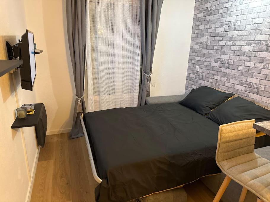 Studio Moderne Proche Disney Land Биси Сен Жорж Екстериор снимка
